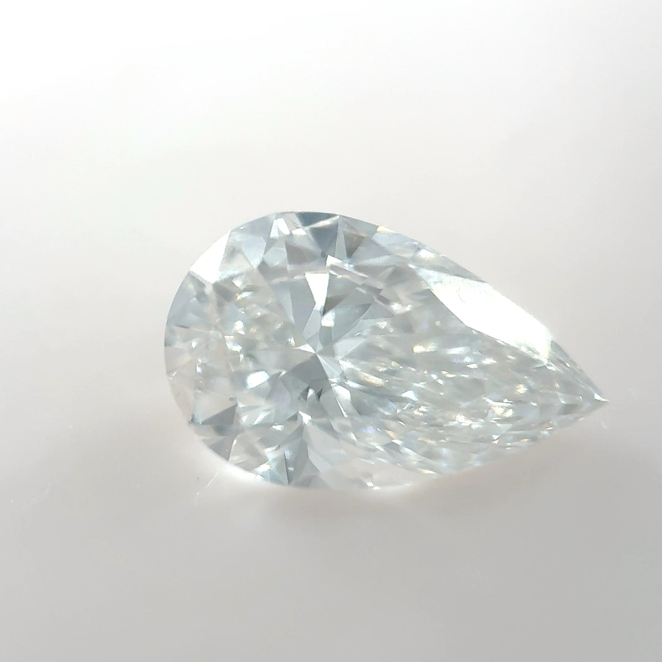 IGI 2.06CT E VVS2 Pear Lab-Grown Diamond