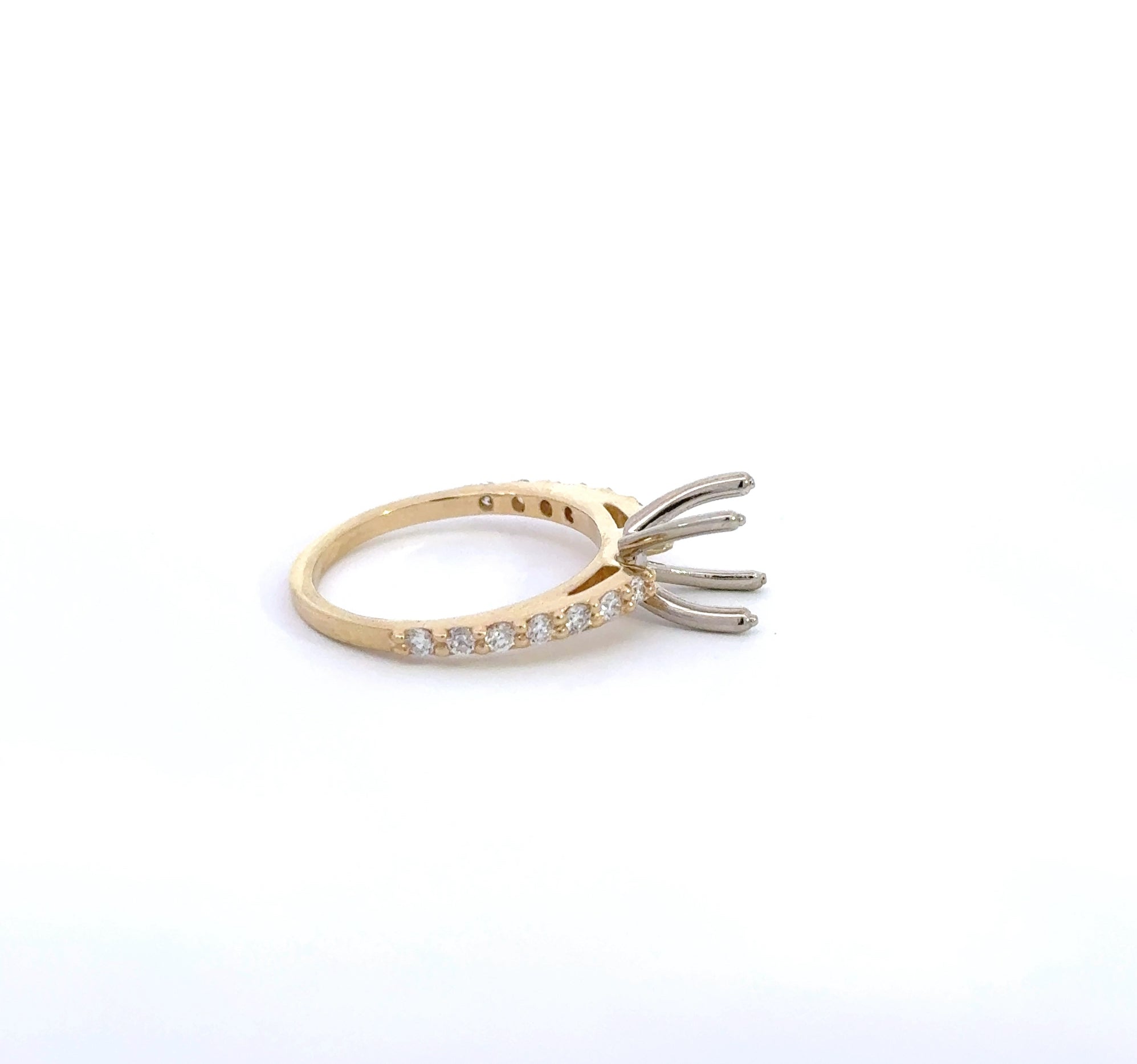 Castor Semi-Mount Engagement Ring