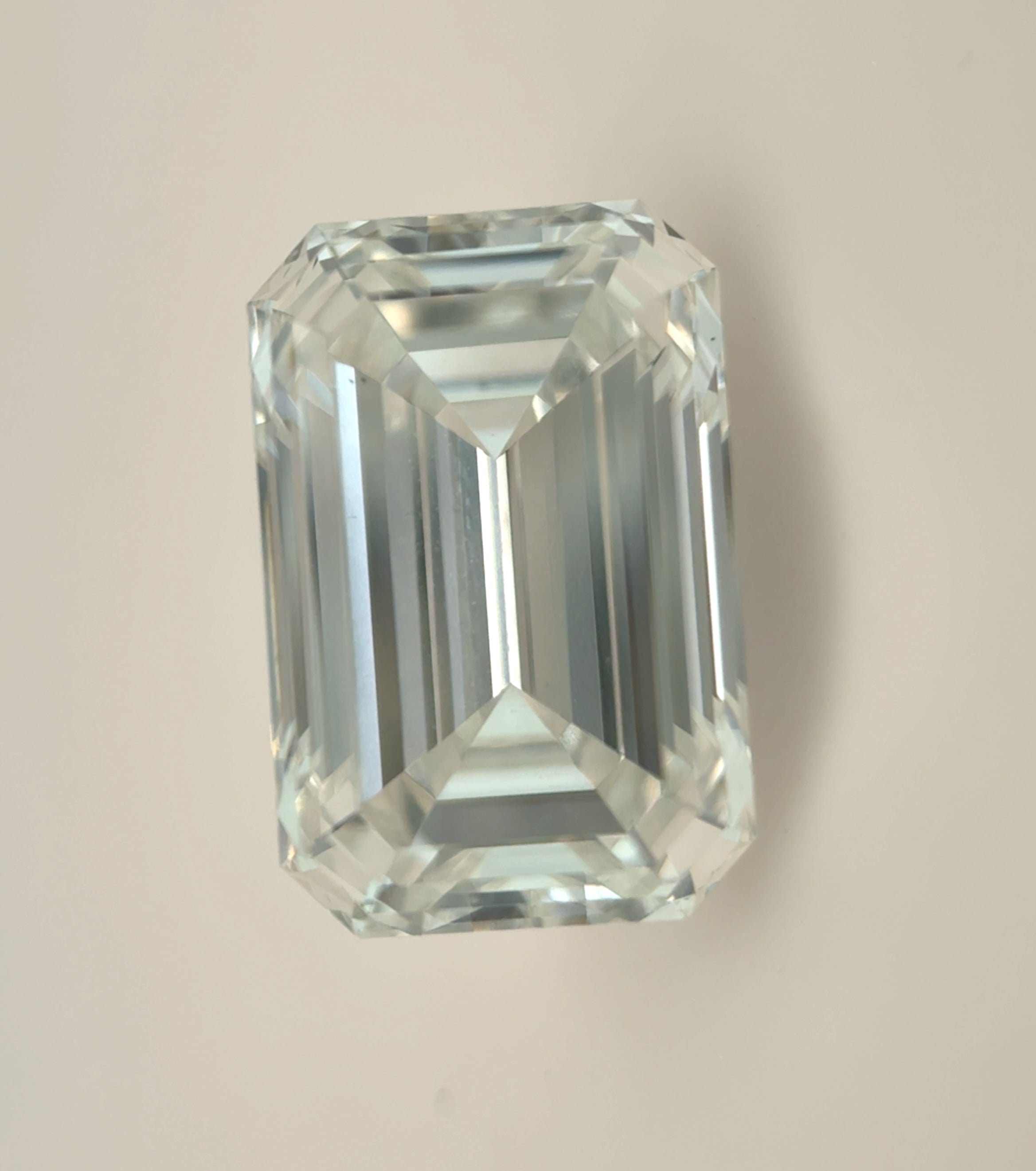 IGI 5.37CT F VS1 Emerald Cut Lab-Grown Diamond